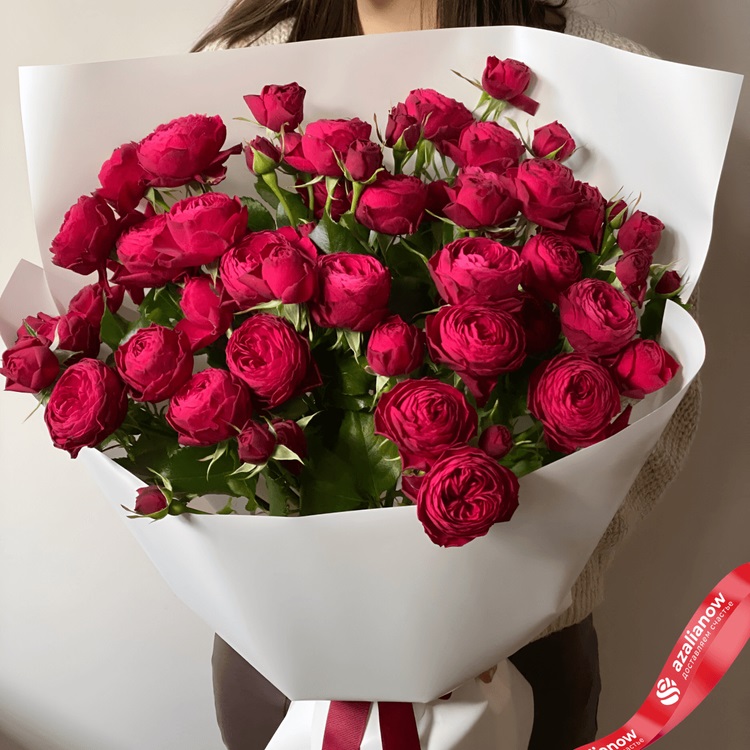 25 пионовидных роз "Ред Пиано" от AzaliaNow