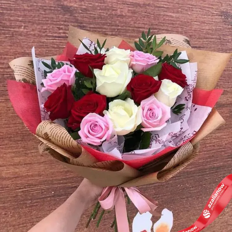 Букет разноцветных роз от AzaliaNow
