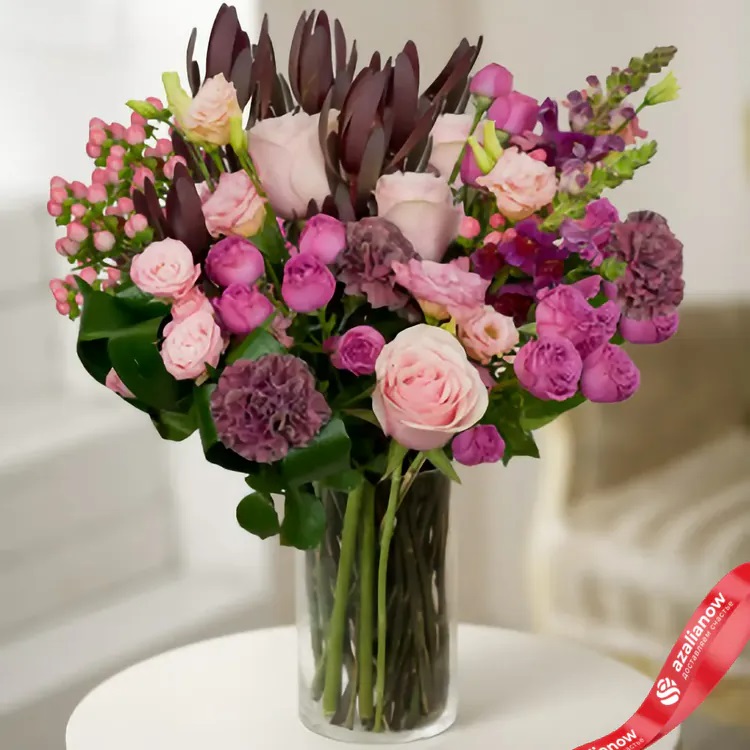 Букет из гвоздик, роз и маттиолы «Вечная элегантность» от AzaliaNow
