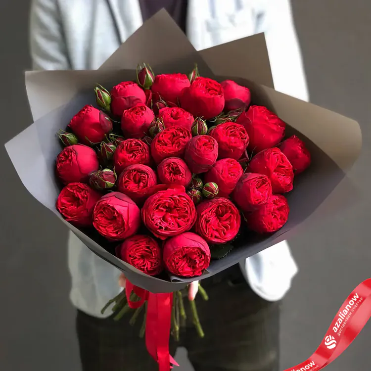 25 красных пионовидных роз от AzaliaNow