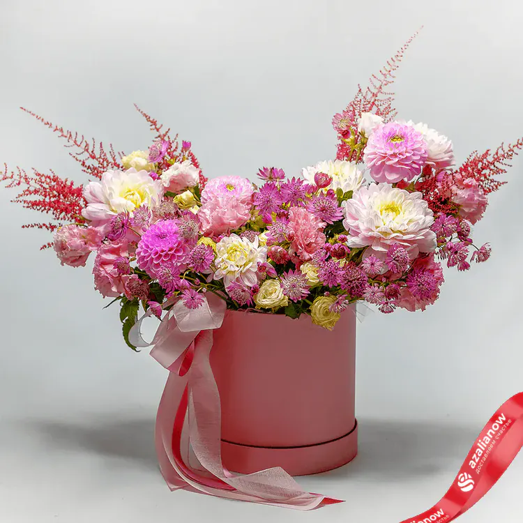 Астры, георгины, розы и лизиантусы «Сдержанный восторг» от AzaliaNow